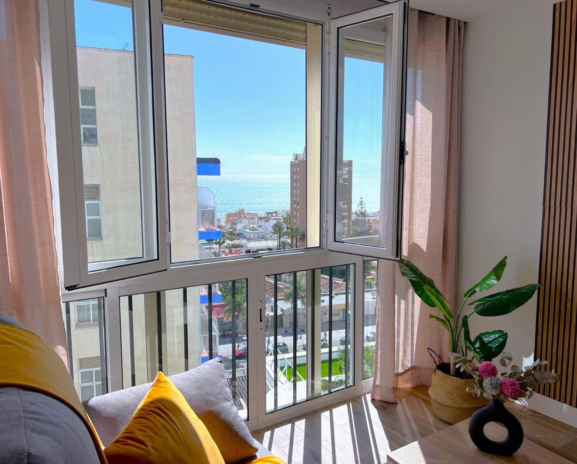 Evans Realty Bl Estudio Lujoso & Vistas Al Mar Apartamento Torremolinos